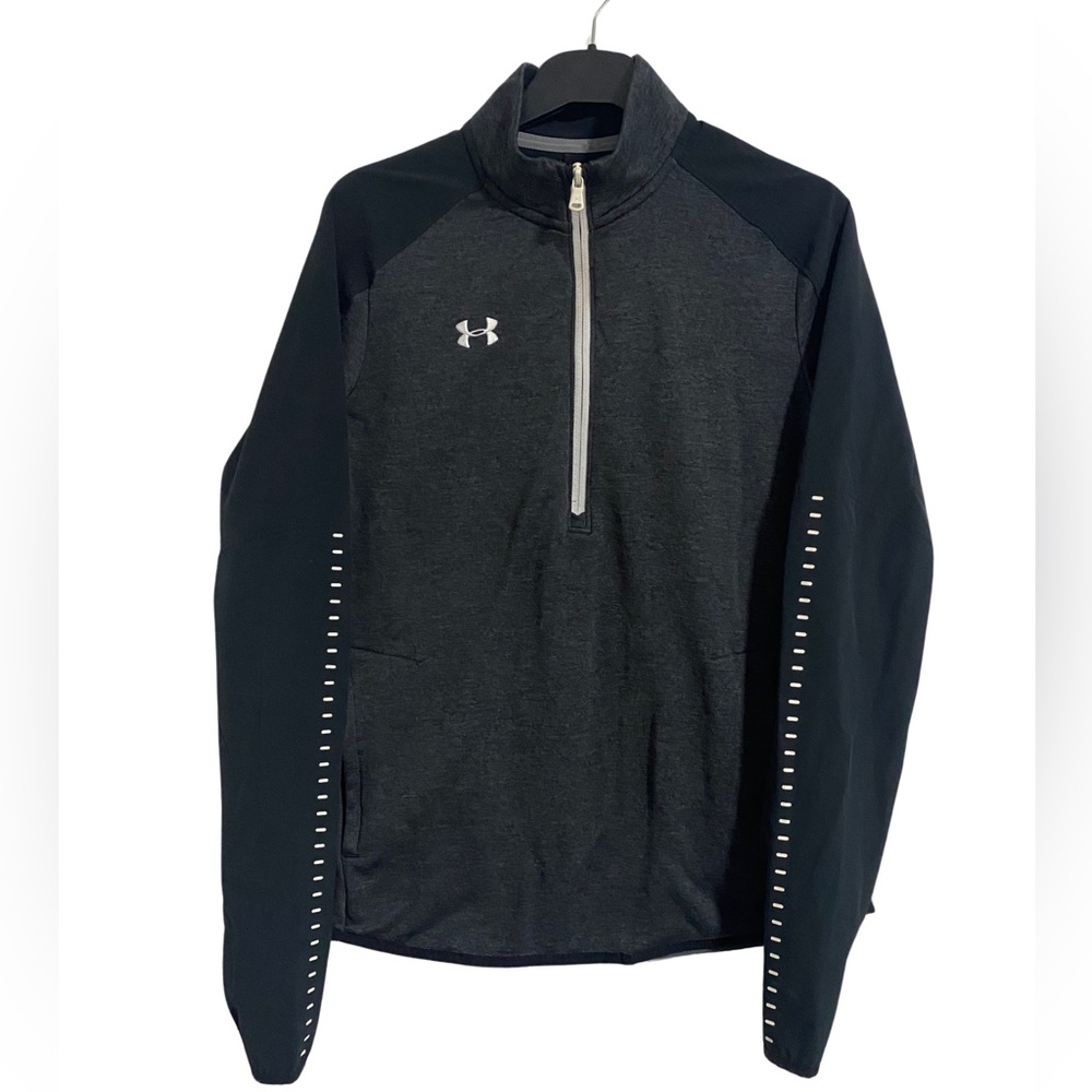 Women’s UNDER ARMOUR COLD GEAR long sleeve workout top Size Medium